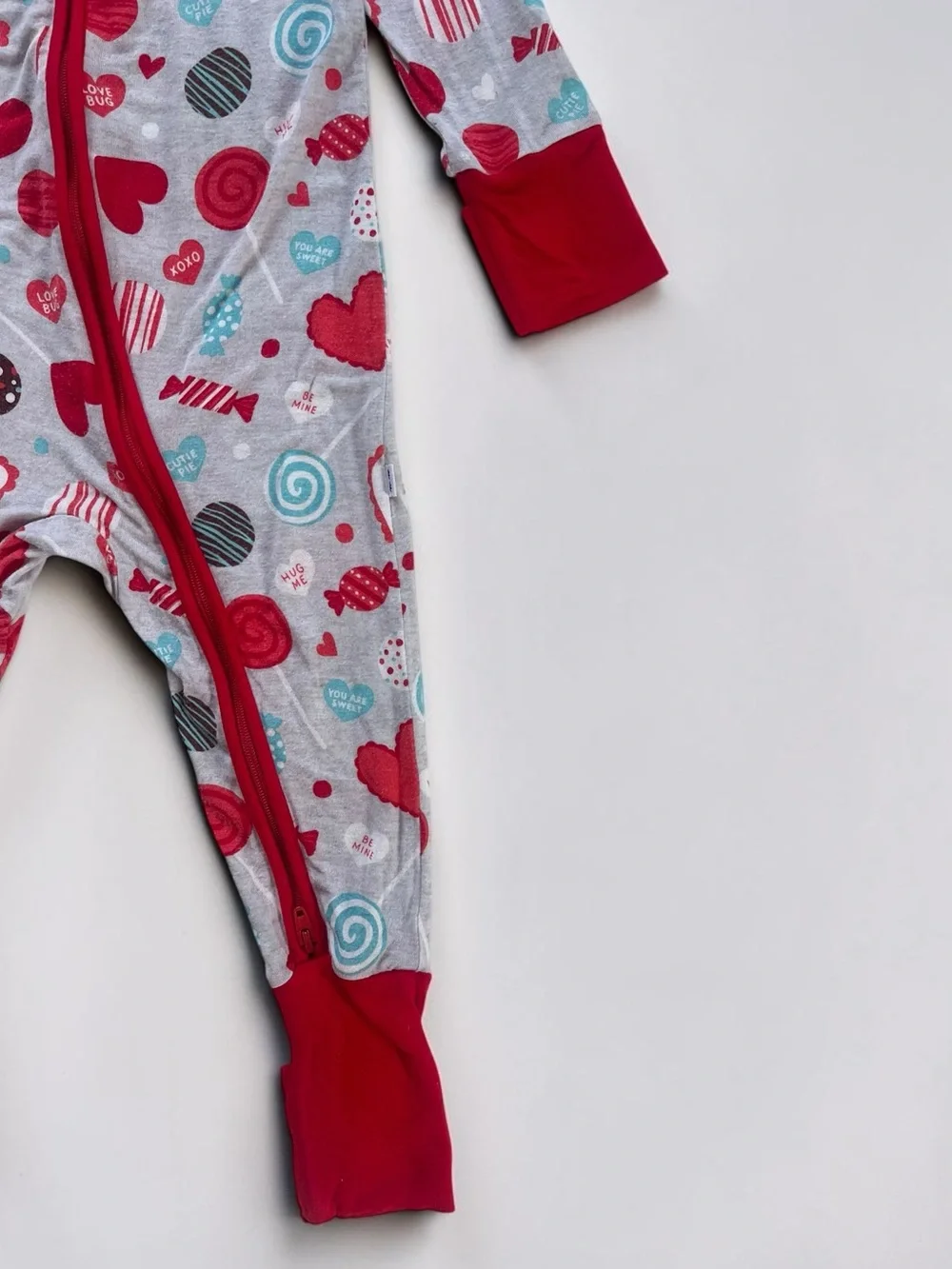 LITTLE SLEEPIES VGUC Bamboo Conversation Heart Candy Convertible Zip Up PJs